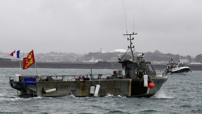 Pêche post-Brexit : Paris menace de «réduire» le courant à Jersey