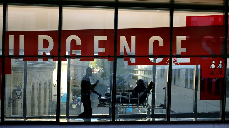 Covid-19 : suspendue car non vaccinée, une employée d'un hôpital saisit la justice