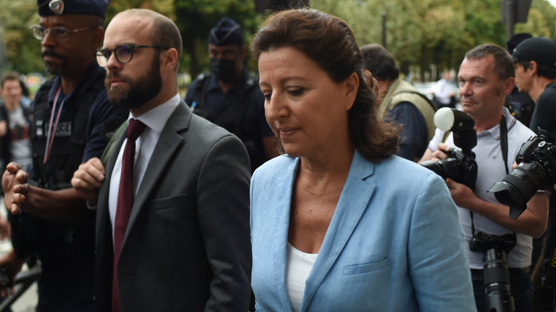«J’ai ma conscience pour moi» : Buzyn confiante malgré sa mise en examen