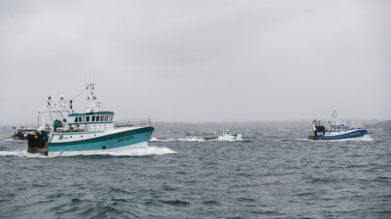 Licences de pêche post-Brexit : Paris menace le Royaume-Uni de sanctions