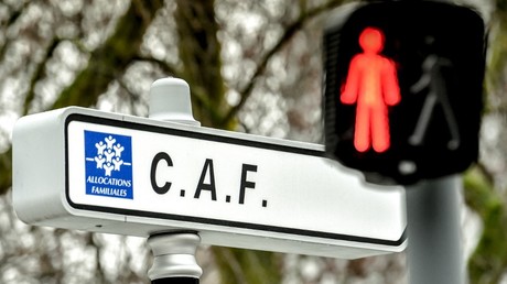 Le gouvernement confirme que les suspendus pour refus du pass sanitaire peuvent toucher le RSA Le gouvernement confirme que les suspendus pour refus du pass sanitaire peuvent toucher le RSA