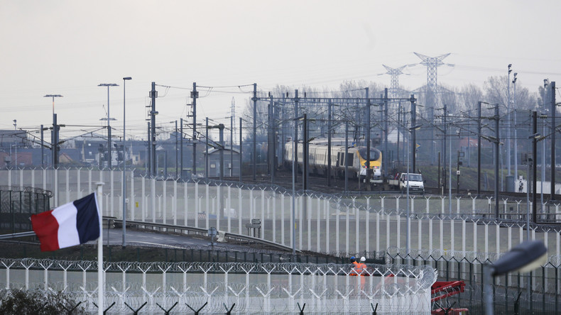 Un train régional percute un groupe de 50 migrants à Calais : au moins un mort et trois blessés