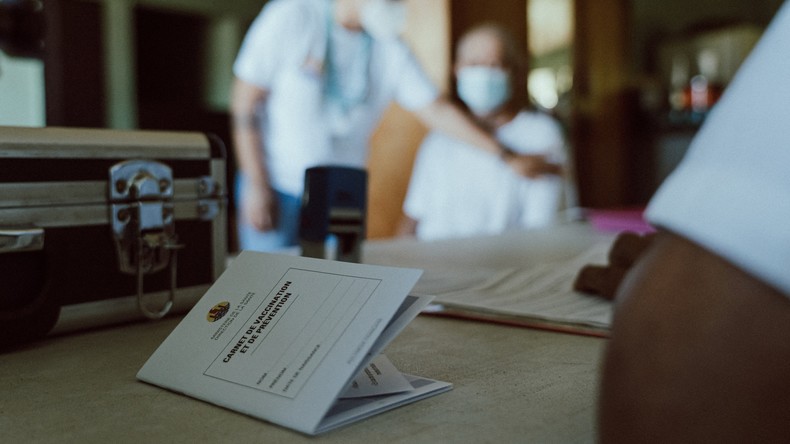 Polynésie : le vice-président démis de ses fonctions pour son refus d'être vacciné contre le Covid