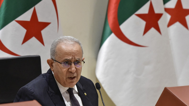 Crise diplomatique franco-algérienne : Alger juge désormais «raisonnable» la position de Macron