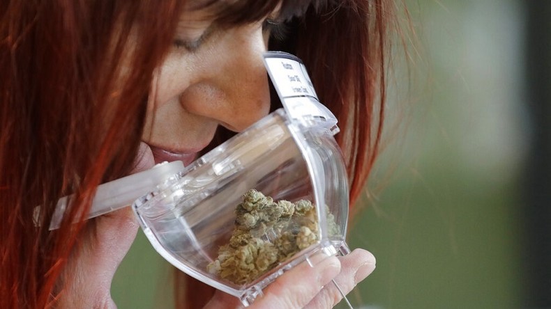 La société Uber se lance dans le marché du cannabis au Canada