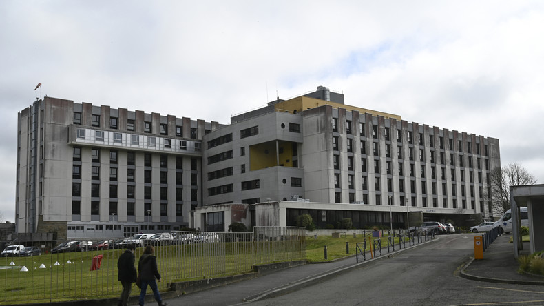 Deux soignants privés de salaire car non-vaccinés contre le Covid-19 gagnent au tribunal