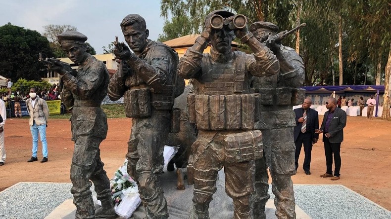 La Centrafrique dévoile un monument célébrant la coopération militaire avec la Russie