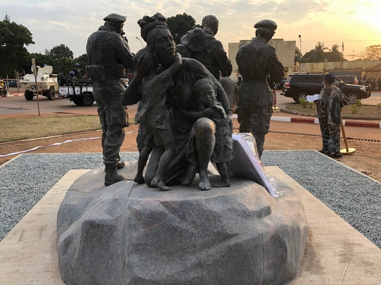 La Centrafrique dévoile un monument célébrant la coopération militaire avec la Russie