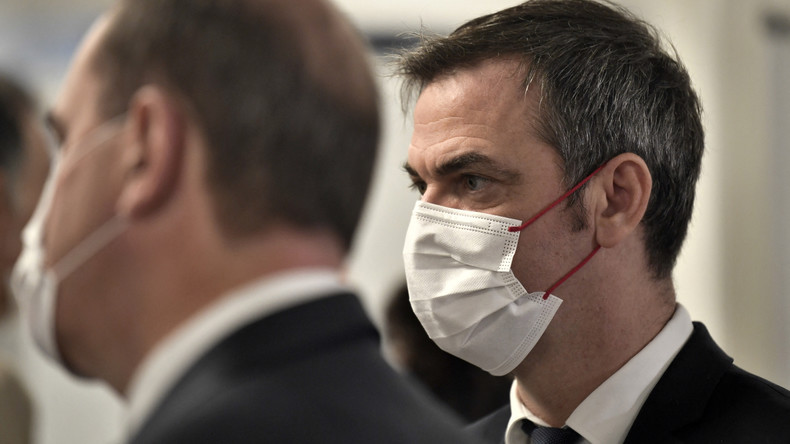 Véran annonce l'allègement des règles d'isolement pour les personnes vaccinées contre le Covid-19