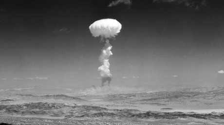 Cliché pris le 22 avril 1952 lors du test d'une arme nucléaire effectué par les Etats-Unis, dans le Nevada (image d'illustration).