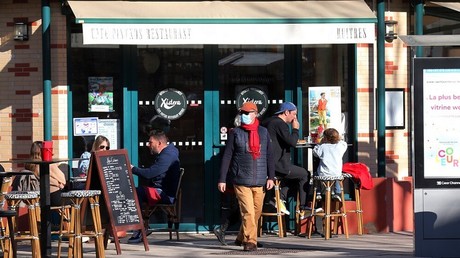 Pass vaccinal : les restaurateurs n’effectueront pas de contrôle d’identité, prévient l’UMIH Pass vaccinal : les restaurateurs n’effectueront pas de contrôle d’identité, prévient l’UMIH