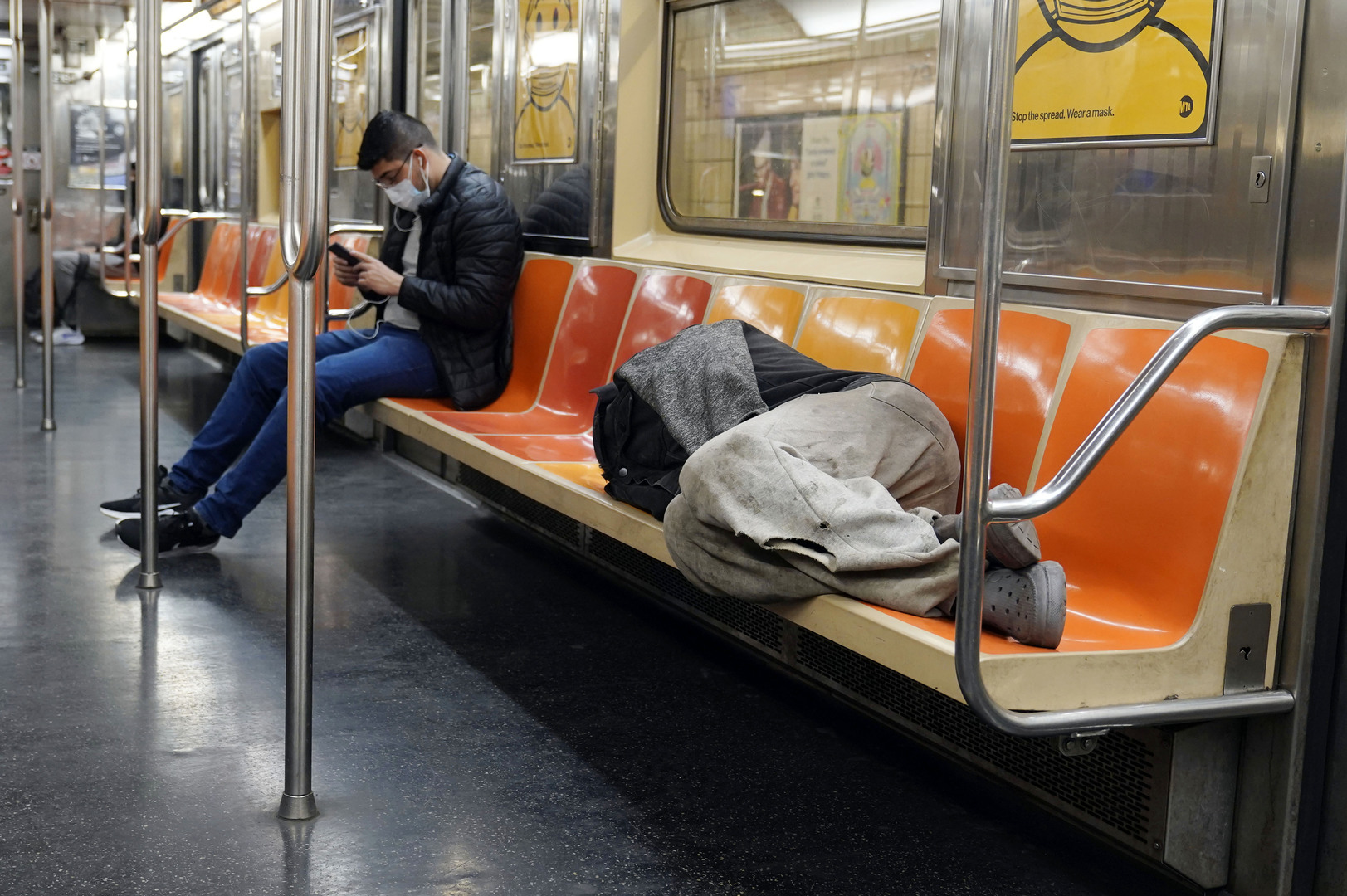 New York City chases homeless from the subway — RT in French