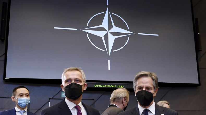 L'OTAN rejette l'idée d'une zone d'exclusion aérienne en Ukraine