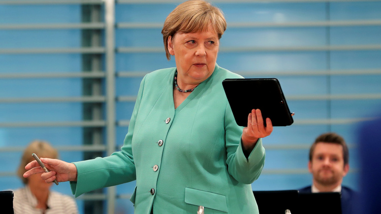 Expressen: коронавирус разбудил Меркель — она снова метит в «матушки всея ЕС»