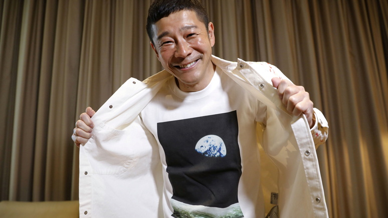 CNN: японский миллиардер объявил о наборе желающих для полёта к Луне в 2023 году