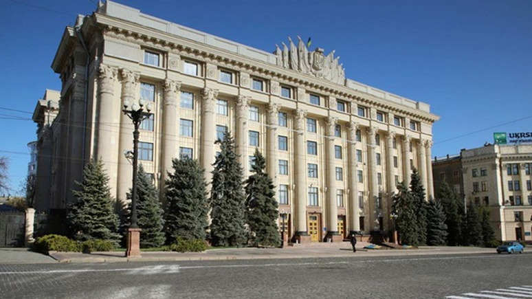 Корреспондент: харьковского депутата исключили из фракции за выступление на русском языке