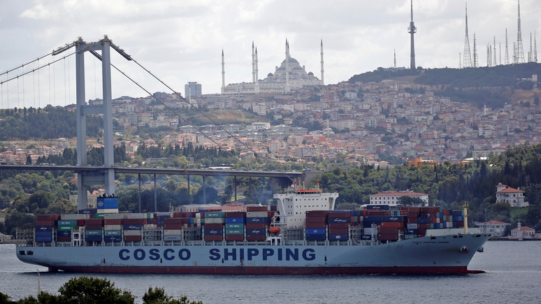 FAZ: Турция надеется заработать на транзите, проложив канал параллельно Босфору