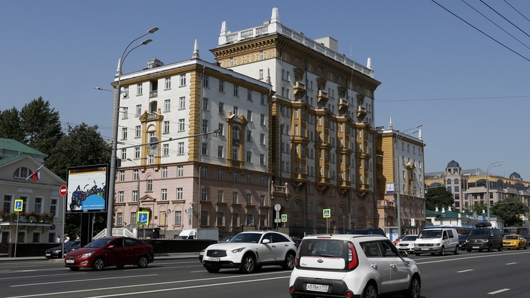 Le Figaro: «настоящий ад» остался в прошлом — США отменили выдачу виз в Москве