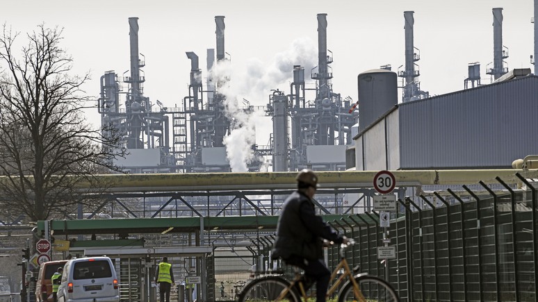 Welt: Германия объявила старт первой ступени чрезвычайного плана по газу