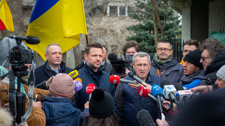 Interia: Варшава изъяла недвижимость посольства России — под центр для украинских беженцев