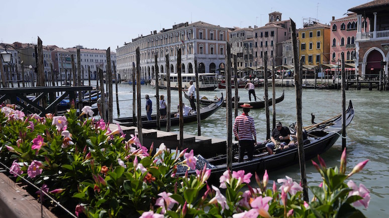 Times: на удалёнку в Венецию — город каналов пытается стать привлекательным не только для туристов