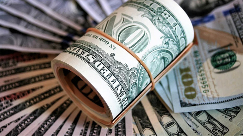 AT: профессор Ханке предупреждает о неэффективности и негативных последствиях санкций для Запада