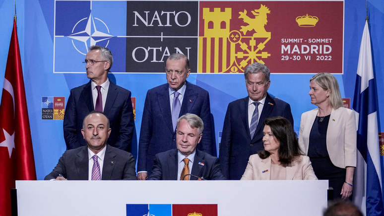 SvD: Швеция договорилась с Турцией по НАТО — но на пути в блок её могут ждать новые препоны