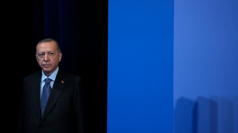 Bloomberg: в критически важный момент Эрдоган получил поддержку от Путина 