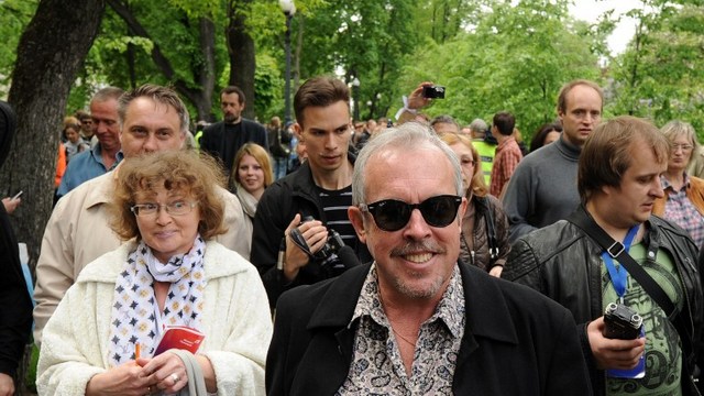 WSJ проследил, как Макаревич стал «предателем»