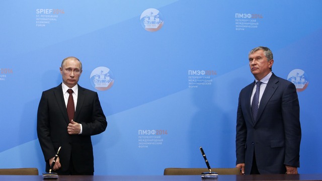 Bloomberg узнал о размолвке главы «Роснефти» с Путиным 