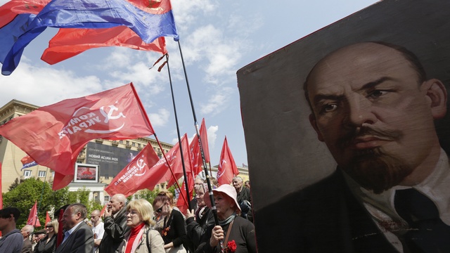 Французские коммунисты усомнились в украинской демократии