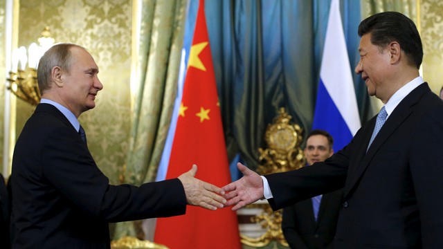 Financial Times: Китайцы «уравновесили» ущерб от бойкота парада Победы