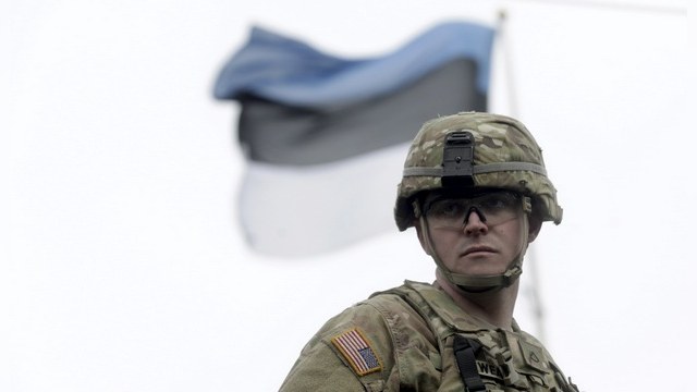 Times: Прибалтика просит НАТО усилить «сдерживание» Путина