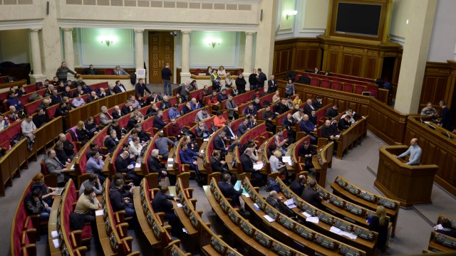 Guardian: Рада разрешила правительству не выплачивать госдолг