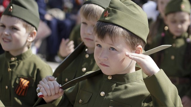 Radio Free Europe: Россияне «обезумели» на почве патриотизма