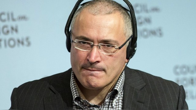 Bloomberg: На давление Кремля оппозиция отвечает иронией и решимостью