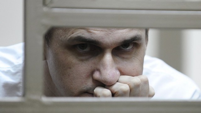 BBC: Россия подозревает Сенцова не только в терроризме
