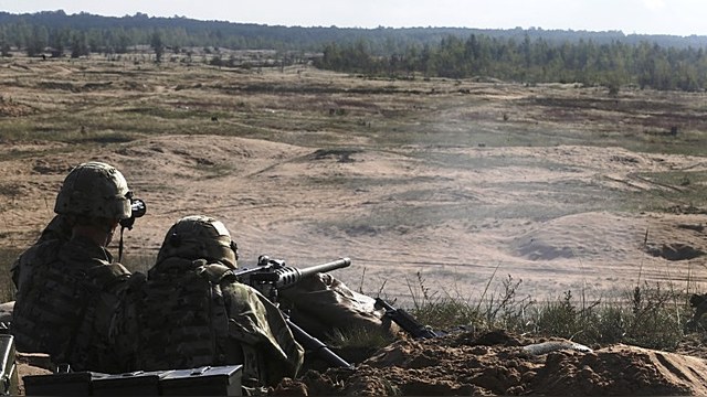 НАТО встретит российские маневры обороной и контрнаступлением