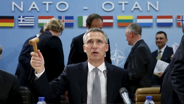 Столтенберг: Действия России только затягивают сирийский конфликт