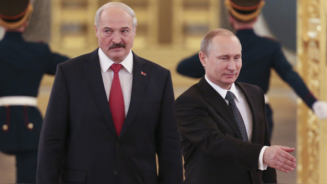 Rzeczpospolita: Вместо одной базы Россия претендует на всю белорусскую армию