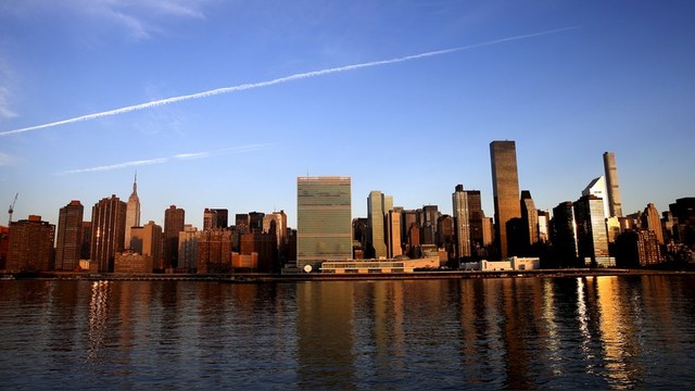 RFE: Россию на США меняют геи и оппозиционеры — ИноТВ