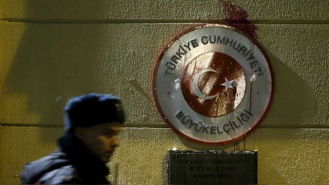 DW: Неконструктивные меры РФ в отношении Турции