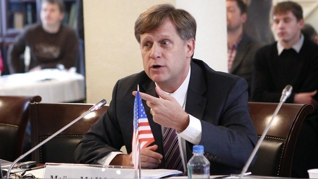 Макфол: России еще долго трудиться до выхода из изоляции