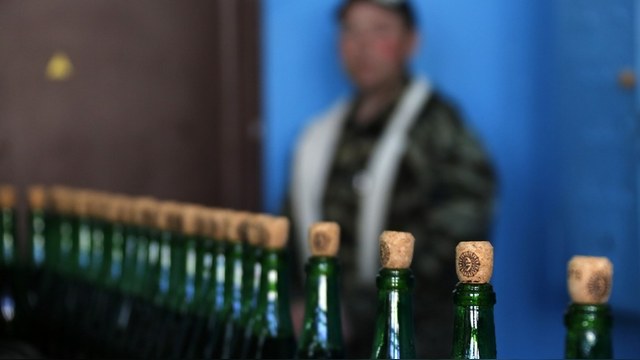RFI: Кризис и «аннексия Крыма» улучшили вкус российского вина 