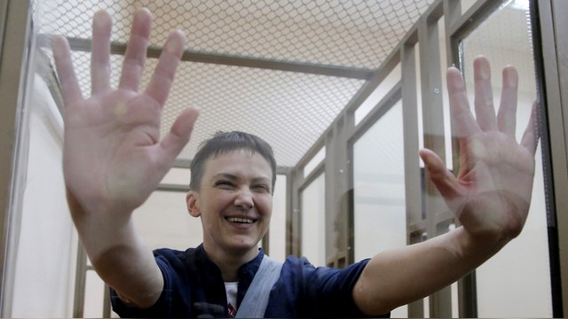 Libération: Россия никогда не убедит Запад, что Савченко – монстр