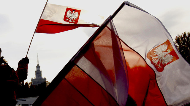 Gazeta Wyborcza: Защищая памятники, Россия культивирует традиции коммунизма