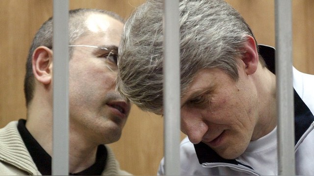 Times: Кремль не намерен отдавать экс-олигархам ЮКОСа церковь в Париже