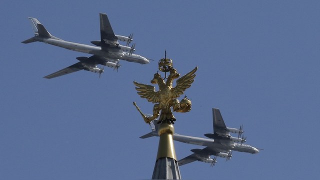 Times: После парада Путин займется экономией
