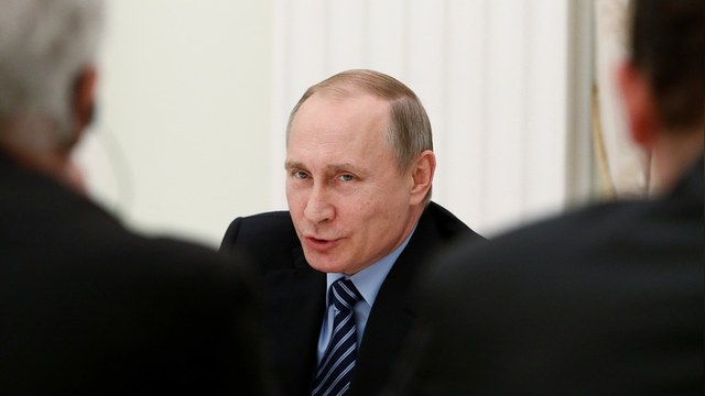 Bloomberg: Упавшему рейтингу Путина позавидовал бы любой политик 