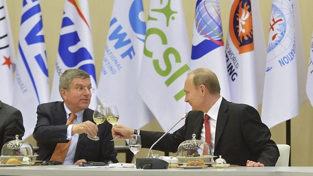 Разозлившись на МОК, Bild назвал его главу «пуделем Путина»